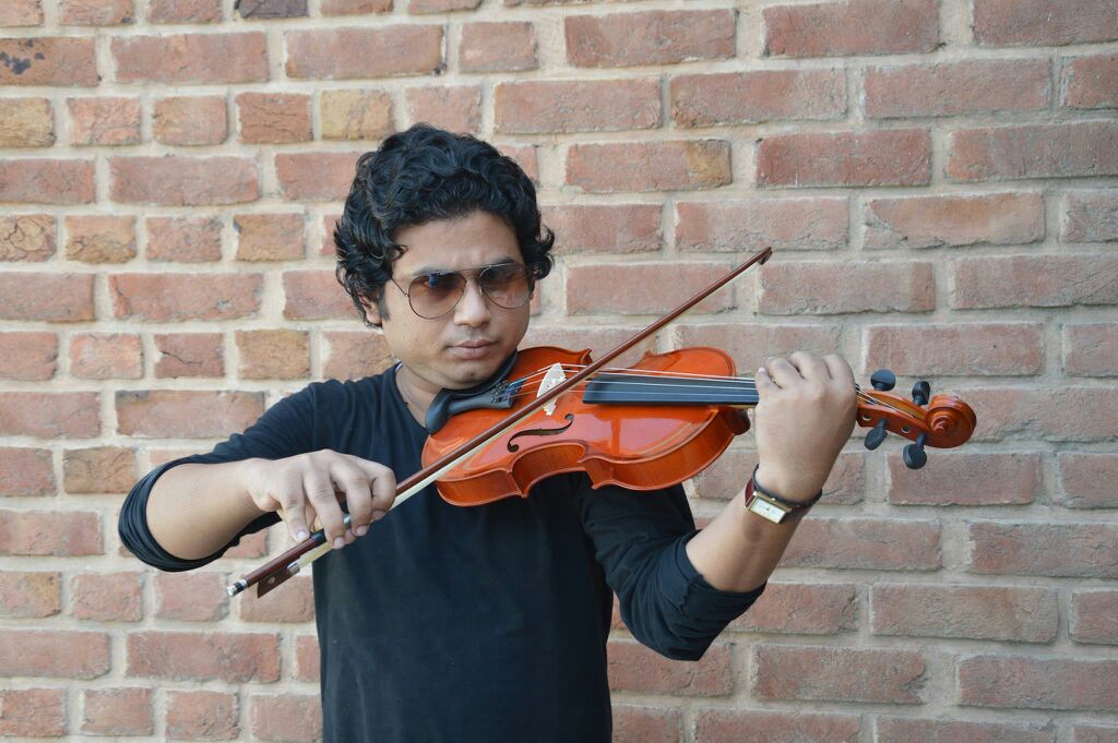 best violin player bikaner
